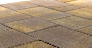Укладка тротуарной плитки на цементное основание в Тейково от 870 руб.