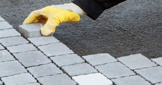 Укладка брусчатки в Тейково - цена от 870 руб. за м2 | ТротуарнаяПлитка