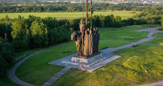 Благоустройство памятников в Тейково от 979 руб. – компания ТротуарнаяПлитка